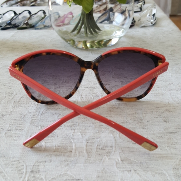 Furla women's sunglasses - Picture 3 of 6